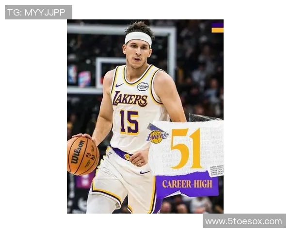 湖人最新伤情!里夫斯拉伤腹股沟或缺席关键战,东契奇轻松备战信心十足 湖人最新伤情!里夫斯拉伤腹股沟或缺席关键战,东契奇轻松备战信心十足