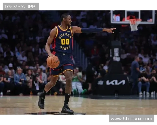 科尔：库明加渴望成为球星 但若不能稳定输出很难给他时间和首发