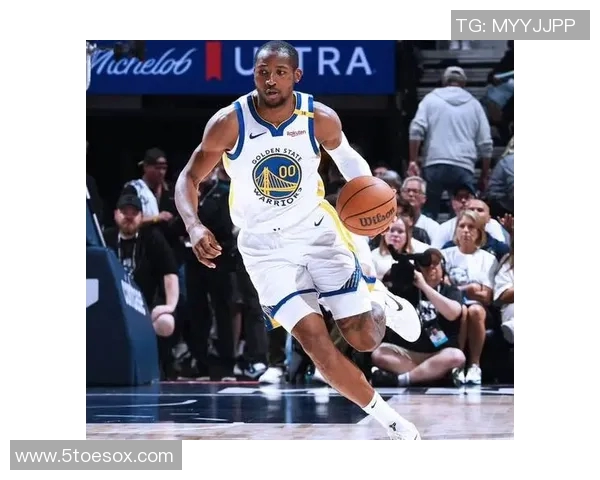 仅一夜！火箭雄鹿勇士酝酿三方交易，勇士旧将榜眼重回NBA！